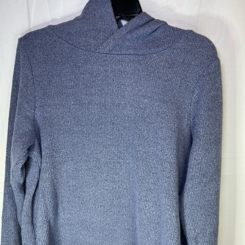 LOFT Women's Large Hoodie Sweater in Soft Blue Acrylic Blend Pullover Shirt